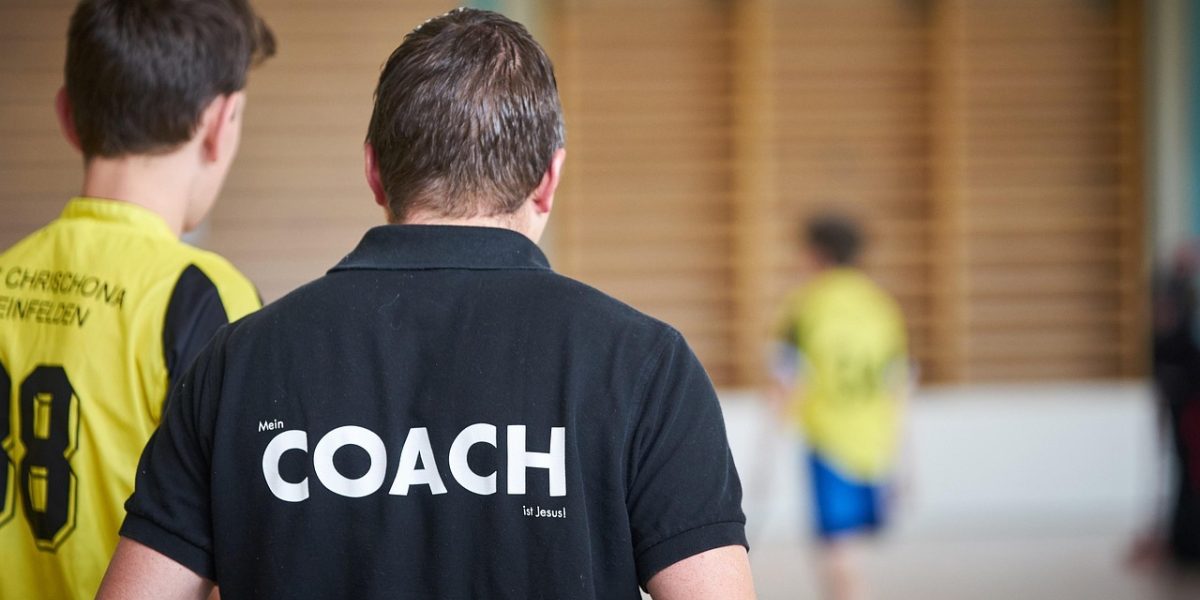 Strategies like psychoeducation and behavioral reinforcement help improve treatment engagement.