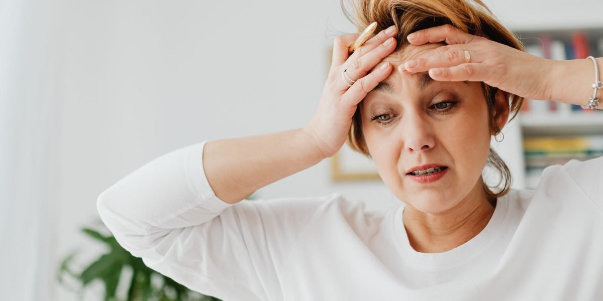 Many people experience racing thoughts and persistent worry when dealing with anxiety.