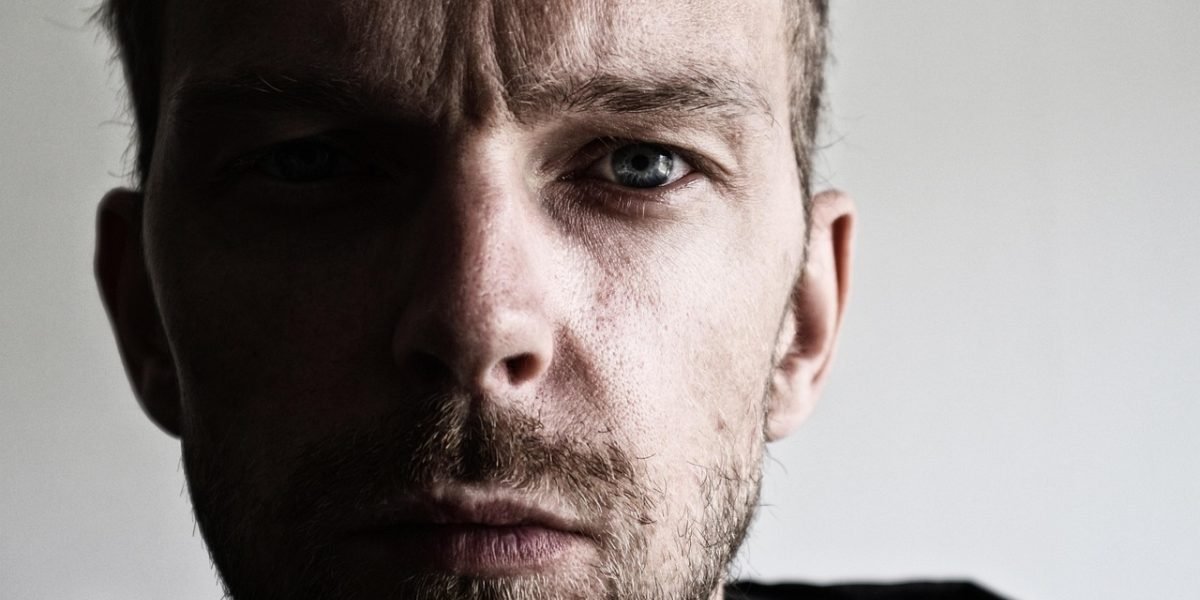 Panic Attack Defined: Know the Real Symptoms & When to Seek Urgent Help